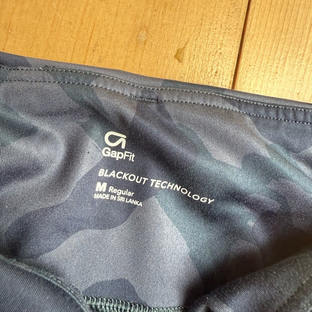 GapFit Camouflage Leggings